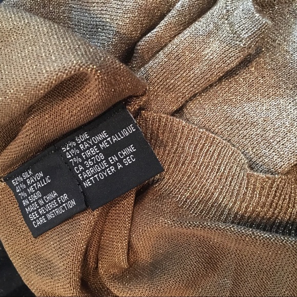 Sleeveless Metallic Gold knit turtleneck top. Petite - Picture 6 of 6